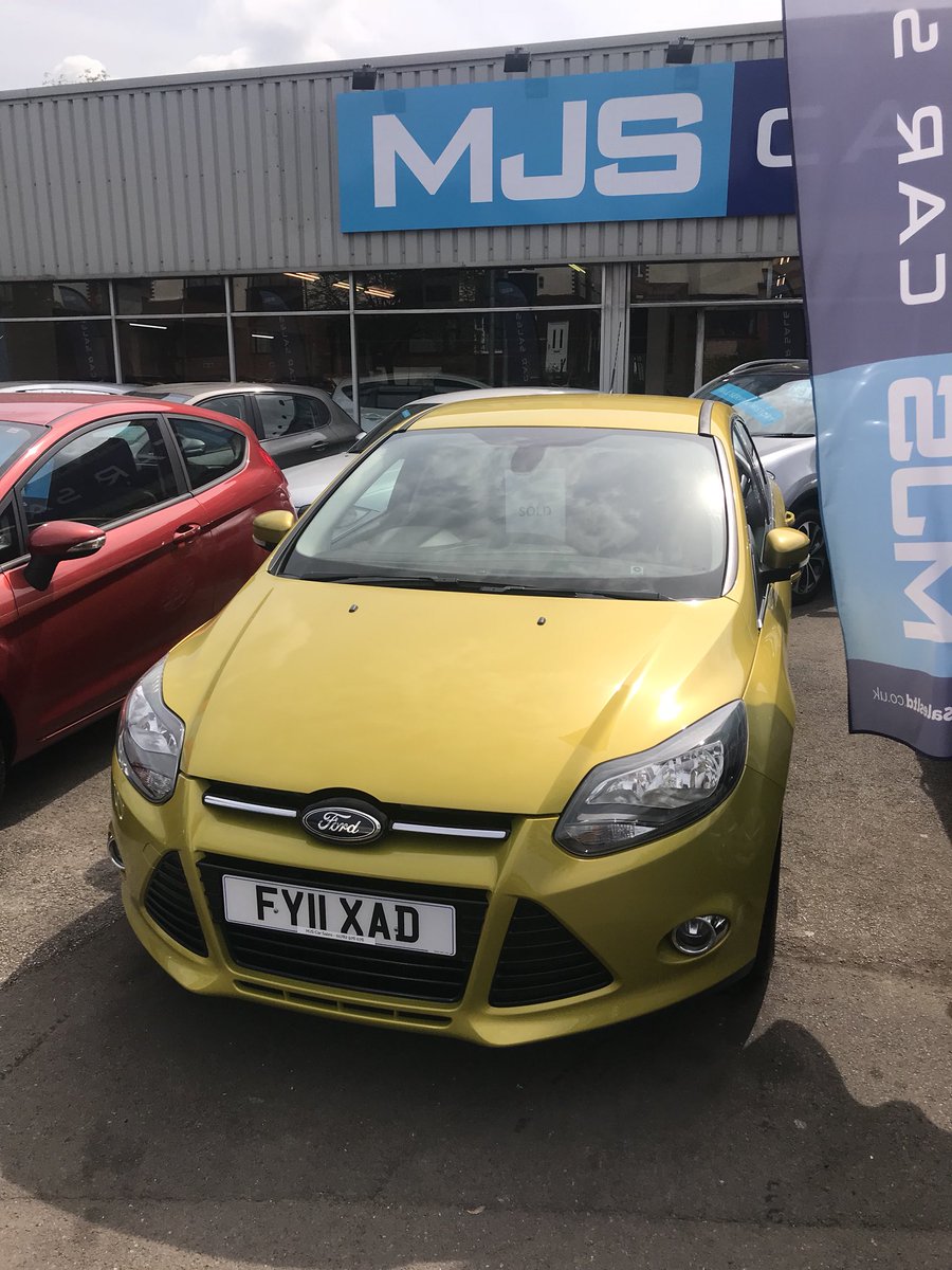 mjscarsales's tweet photo. Now that knew this one wouldn’t last longer but it’s been on sale for a combined time of 2 hours & 31 minutes & it’s sold 😍🚗#sold #soldcars #usedcars #usedcarsforsale #cardealer #stokeontrent #hanley #staffordshire #ford #fordfocus #focustitanium #candyyellow #carfinance https://t.co/zwqrcSs9kH