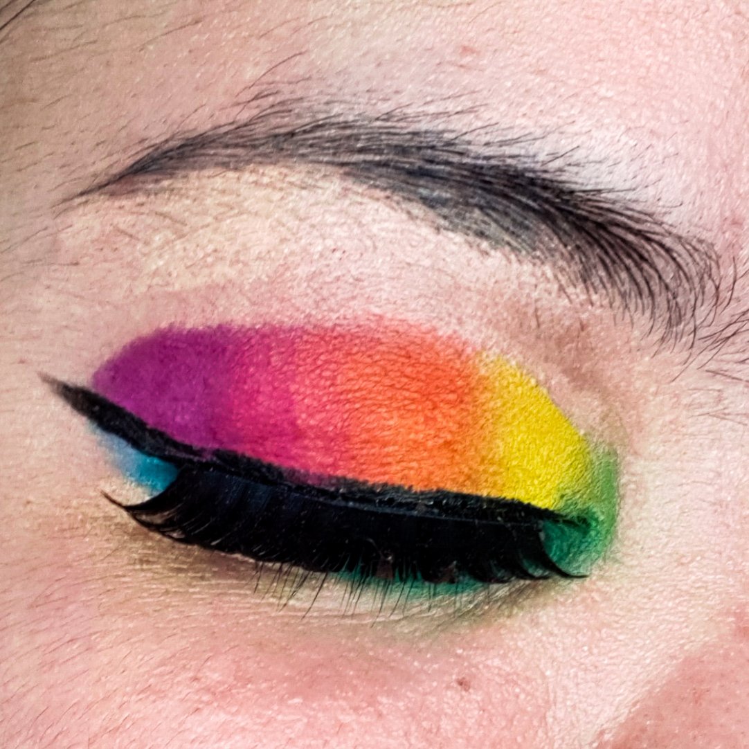 wonderroanne's tweet photo. Rainbow always comes colorful.
Swipe left for more.
.
.
.
.
.
.
.
.
.
.
.
.
.
#eyemakeuptutorial #eyemakeuplook #eyemakeup #eyeshadow #blending #pigments #NOFILTER #makeup #makeuponfleek #rainbow #rainboweyeshadow #beautyblogger #makeupblending #wonderroanne #nofilterbitches https://t.co/XiyhUvQb4y