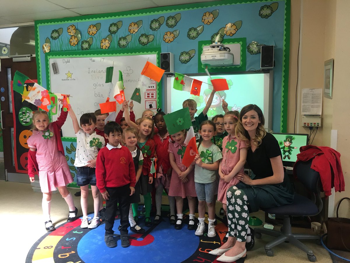 Stpcardiff's tweet photo. We’ve had a wonderful morning being Lucky Leprechauns with Mrs Southern! #studyday#shamrocks #ireland #ceilidancing https://t.co/FcowZ3x60e