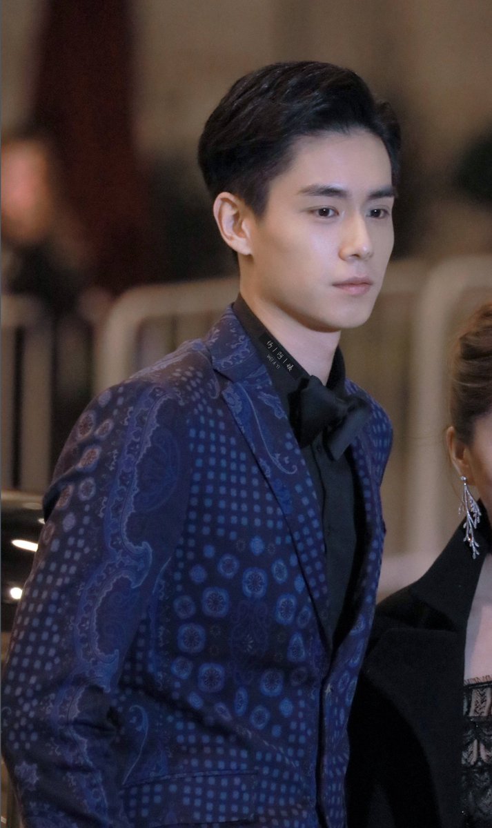 hytfandomxx's tweet photo. damn, can't stop admiring ü

#HuYiTian #胡一天 #JiangChen #ALoveSoBeautifiul #ALSBDepression #ALSBFireworks #ALSBHeartbreak 
please follow us for more pics and updates! https://t.co/oUJeD8FieX