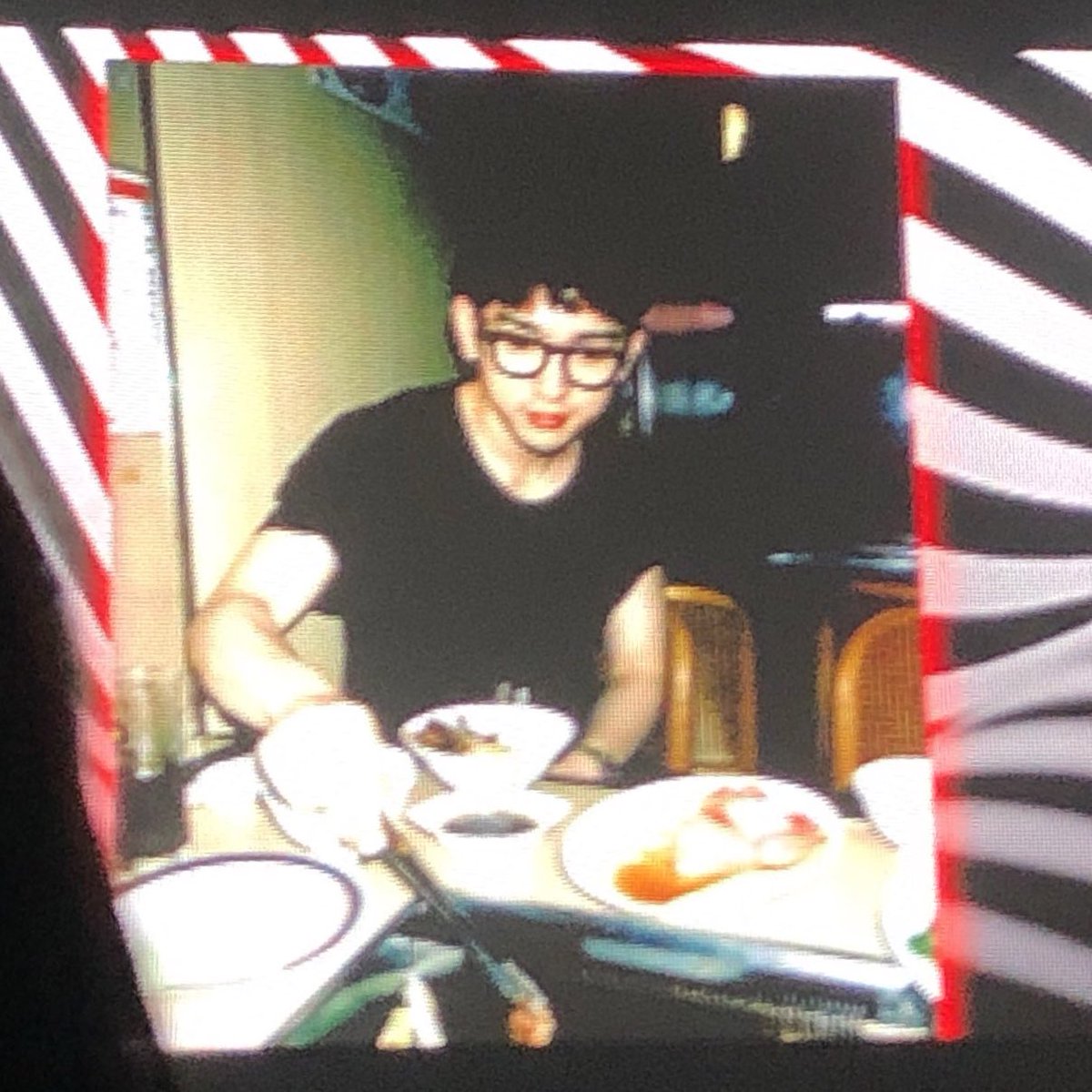 pepi_94_'s tweet photo. 야끼니꾸 먹는 진영 =^^= https://t.co/E9MFOrLLqZ