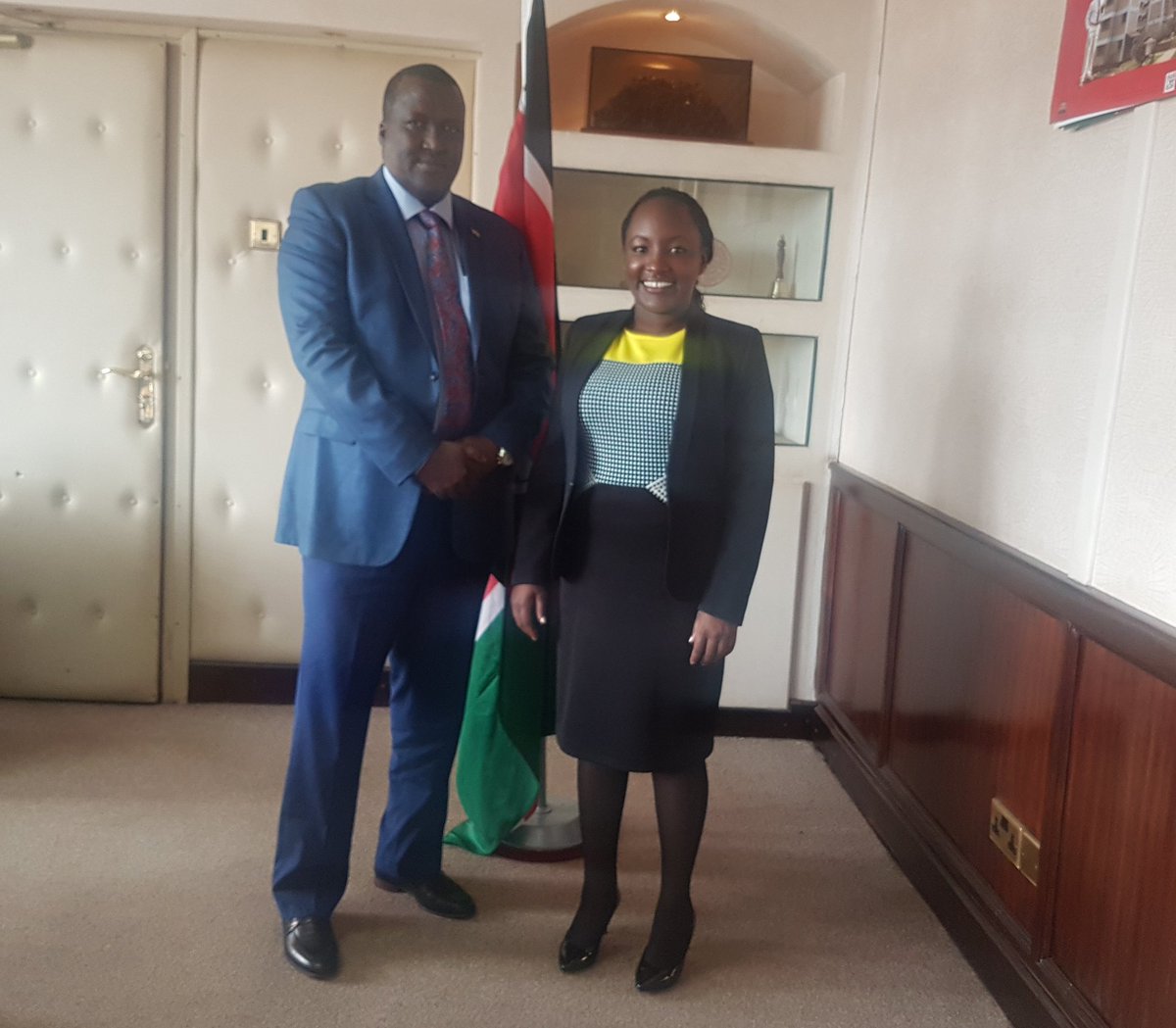 MiBeMa_2022's tweet photo. Deputy Governor Taita Taveta County  H.E Majala Mlagui @redZola  paid a courtesy call to Cabinet Secretary  Ministry of Petroleum and Mining  CS Hon.Munyes @johnmunyes63 in his office https://t.co/wSVGJ8aRL9