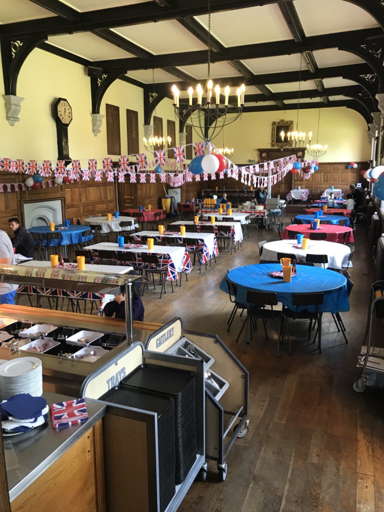 colstonrounders's tweet photo. Guess what we are celebrating @colstonsschool today!?! https://t.co/07YgMq9yhh