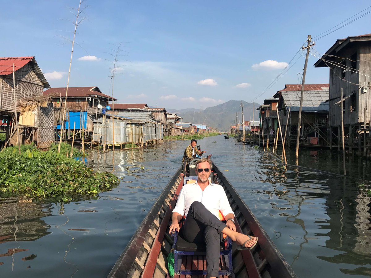 RicardSoderberg's tweet photo. This man travelled for 800 days around the world to check every hotel recommendation on his app https://t.co/c2k7sQhPIg you are the man Philippe! @PKsList https://t.co/FRLkPRI15y
