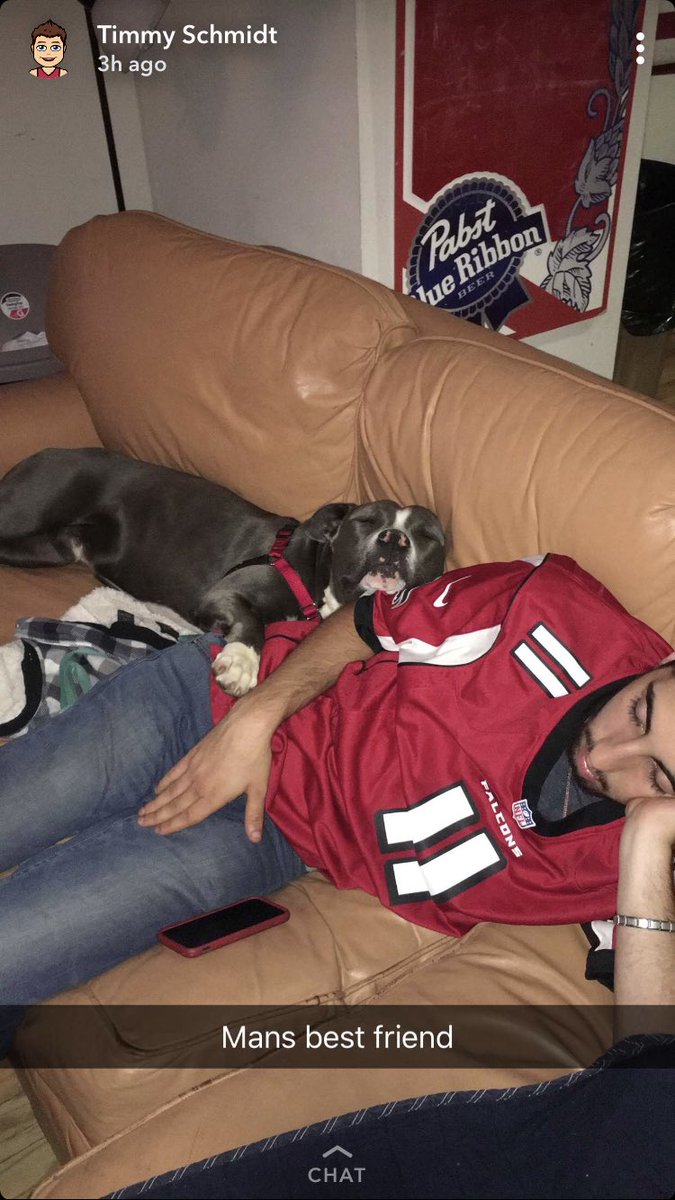 CallmeJarred's tweet photo. This #PittBullDropOff is fucked up on every level. To show the real side of the overly friendly breed, here’s a thread of my dog Kendrick. https://t.co/j1Gce9haMI