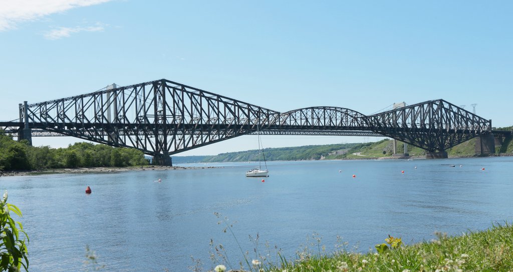Which of these is the world's longest bridge? Find out: bit.ly/2wJxxZ3 #architecture #construction #infrastructure.