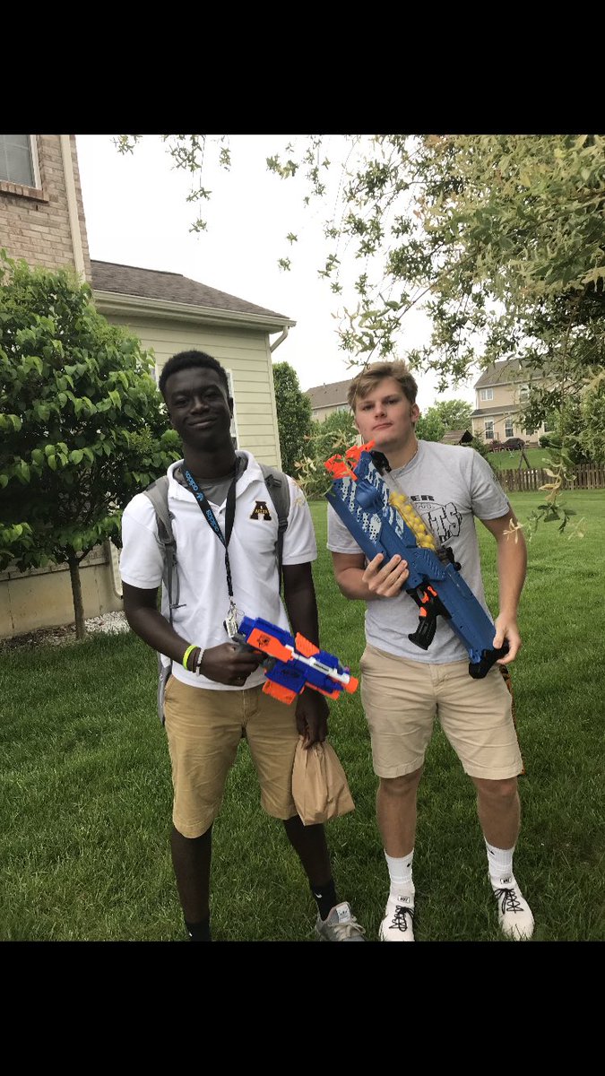 AlterNerfWars's tweet photo. Kevin Barhorst from Team 10 strikes early and has the first elimination of the FINAL 4 over Kofi Darkwa!! https://t.co/r8YJCIKwW7