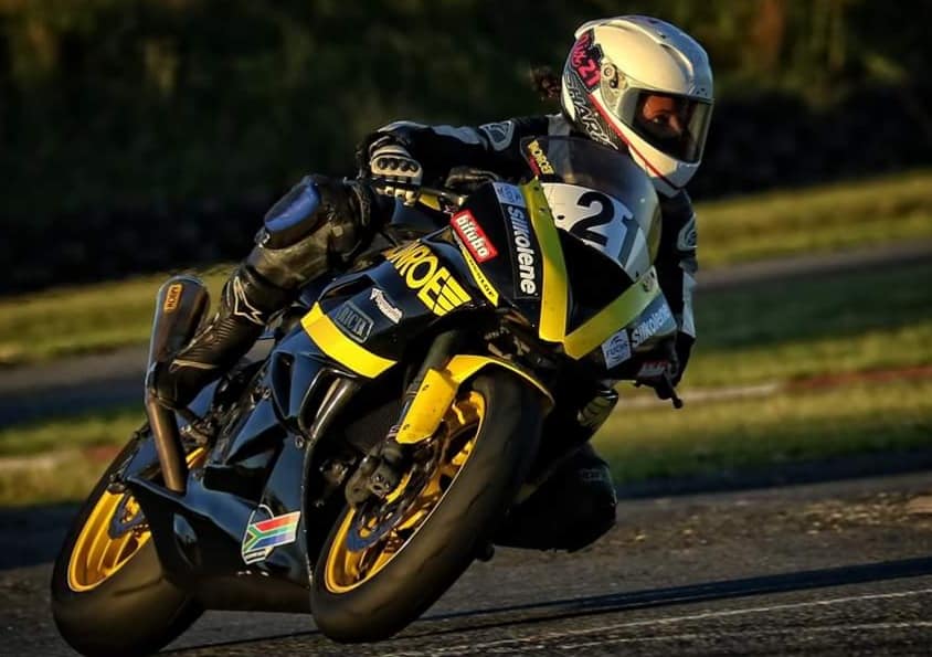 FuchslubesSA's tweet photo. #FUCHSLubricants-backed teams on a drive to continue their dominance in motorsport racing this weekend. #MADRacing in action at Round 3 of #KZNRoadRacingClub at #DezziRaceway. #MONROERacingRSA #81ZoéBosch and #NicolevanAswegen for Round 3 of 2018 #ZimbabweanSuperbikeChampionship. https://t.co/UEDCa1kXwc