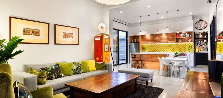 CameronConstruc's tweet image. Thinking to renovate and extend your home? Consider Cameron Construction is considered among #TopBuildersInMelbourne for its services. With the help of experienced professionals, we offer home building, extension and renovation services. Visit bit.ly/2zG29Yh