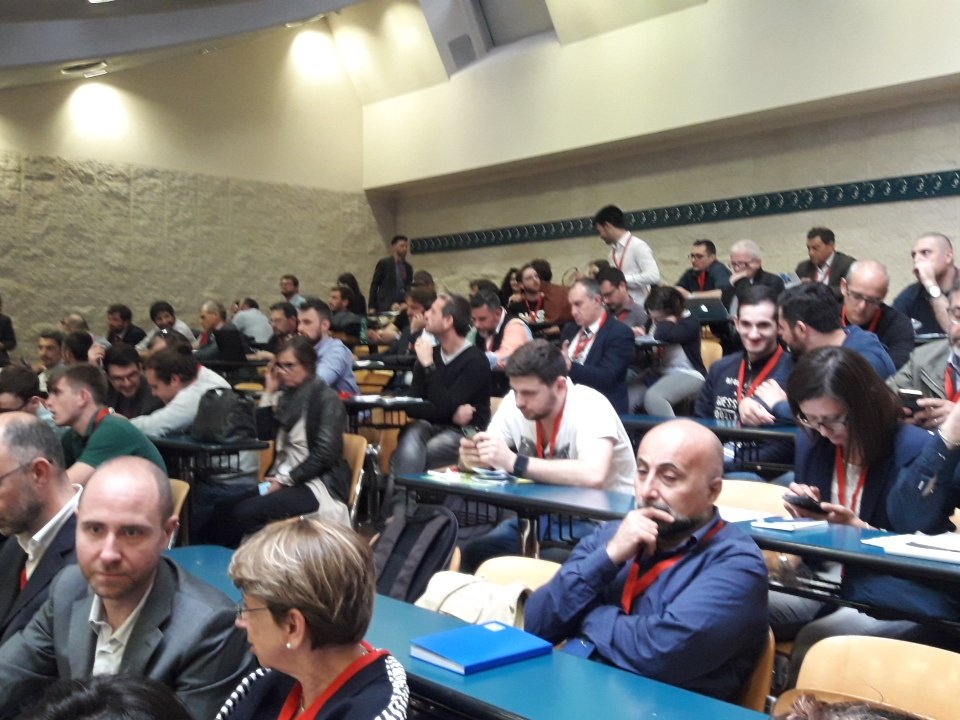 ninjamarketing's tweet image. In room 10 @DataDrivenInnov per la sessione plenaria #DDI2028 #Datadriven2018 @DataDrivenInnov Governare i dati/Governare attraverso i dati