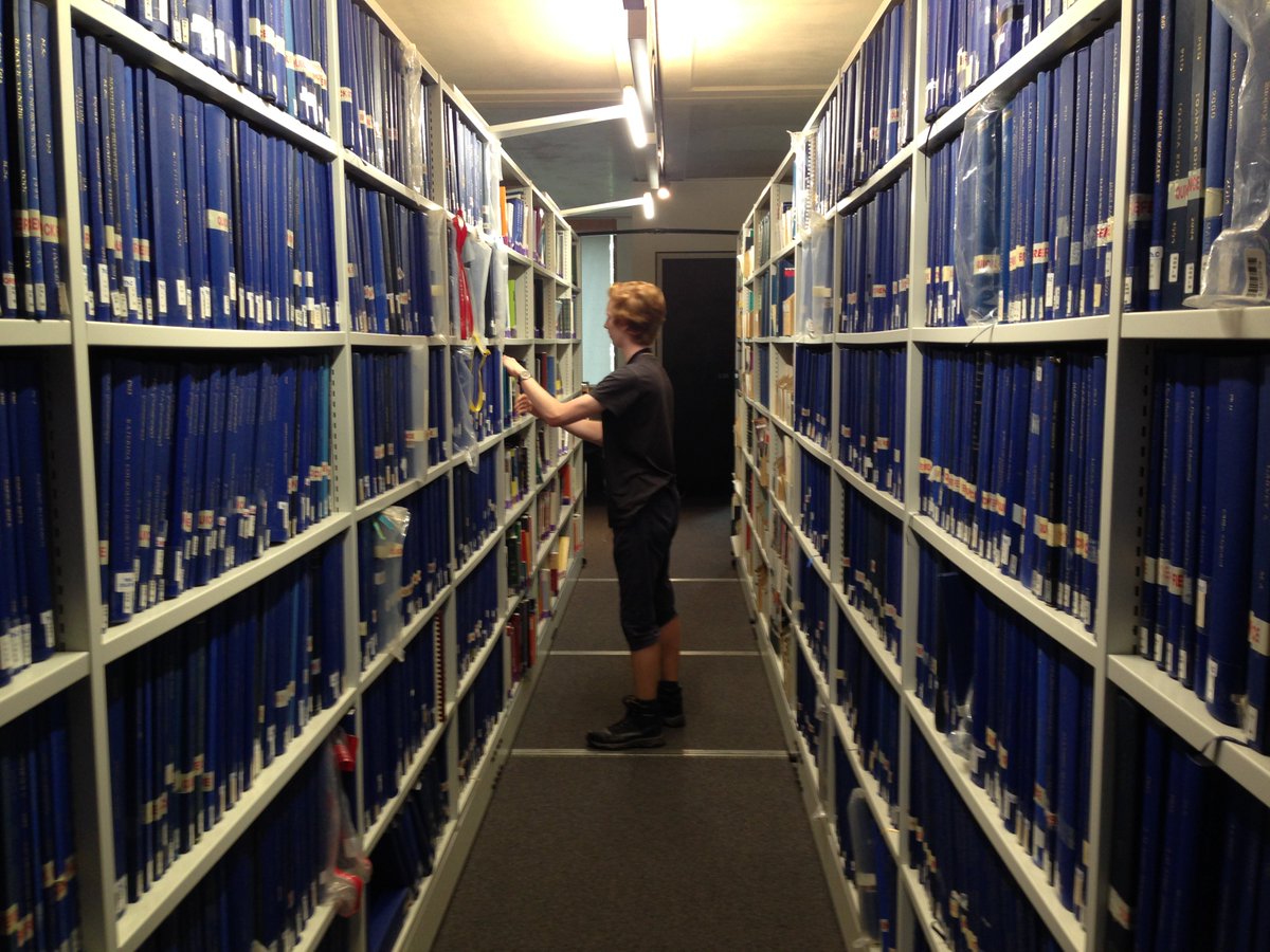 UR_Library's tweet image. More #stats for you!
During the first week of 24 hours:
📚 You returned a staggering 9,755 items! 
📚 Our awesome shelving team spent nearly 100 hours re-shelving these books!💪💪🏾
#supershelvers #springstats #behindthescenes