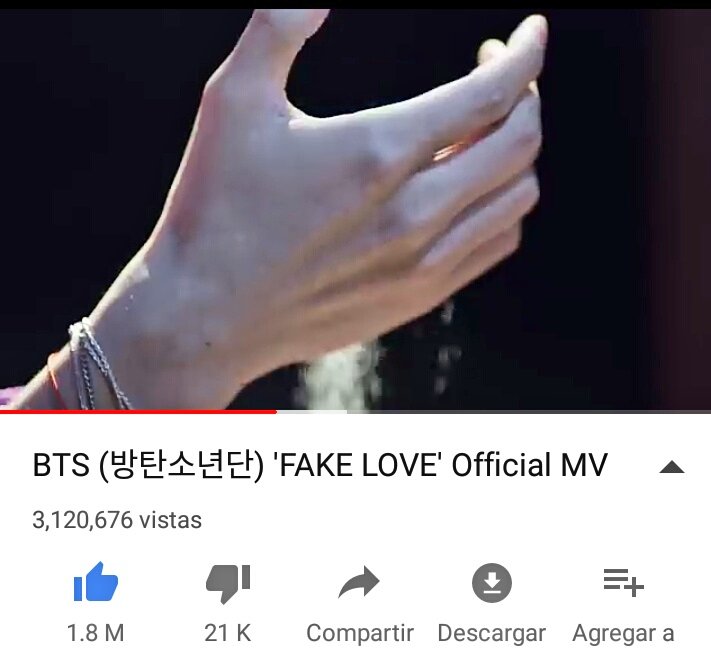 Young_foreverV's tweet photo. ¡¡3 M de visitas y 1.8 M de likes en 2 horas y media!! 

Vamos bien Army, por favor sigamos reproduciendo el MV oficial.

@BTS_twt 
#FakeLoveFriday 
#IVoteBTSBBMAs https://t.co/ZSb9bWFcK1