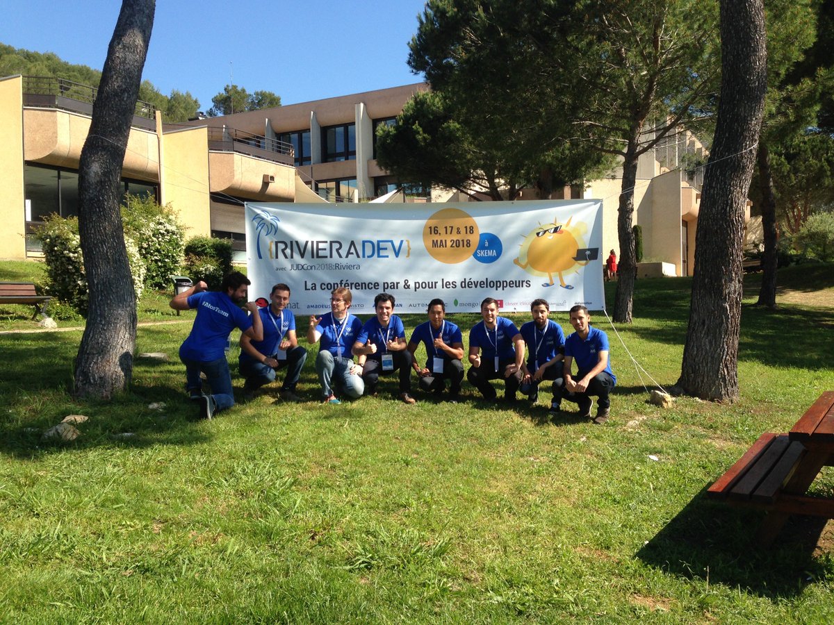 jeremy_chatton's tweet photo. La team @AtosFR  à la @RivieraDEV pour une nouvelle journée orientée technologies digitales &amp; #DevOps #AtosTeam https://t.co/SO6ESXoufY