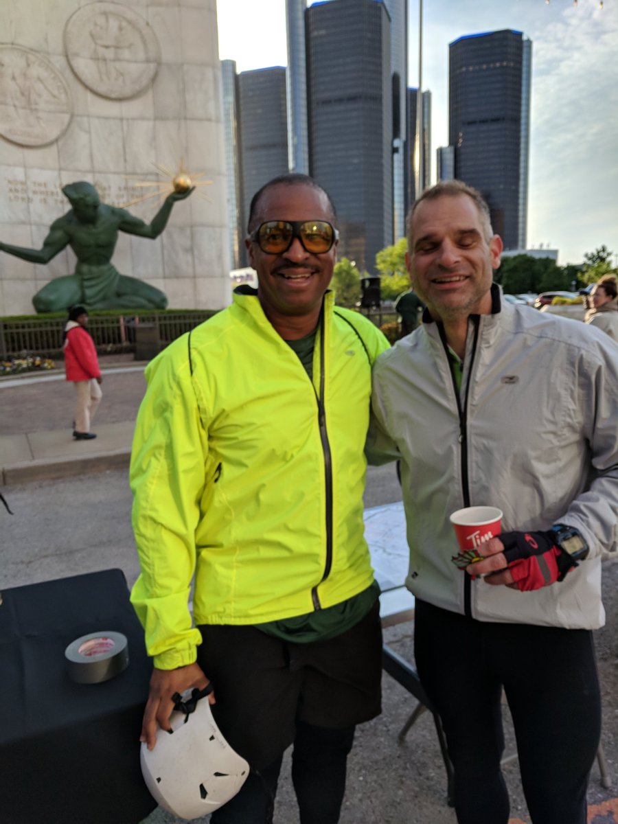 DetroitGreenway's tweet photo. At Spirit Plaza for Bike to Work Day. Great weather! #BTWD #bikeDET https://t.co/lu8F4tbyIr