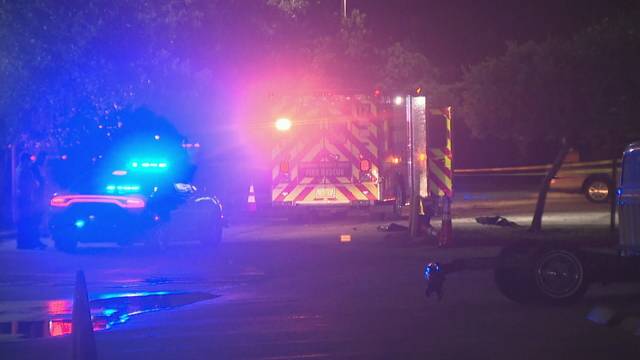 Driver ejected from car, pinned under light pole after crash on I-95 bit.ly/2rR0jBZ?utm_so… https://t.co/ZL9Su5OQga