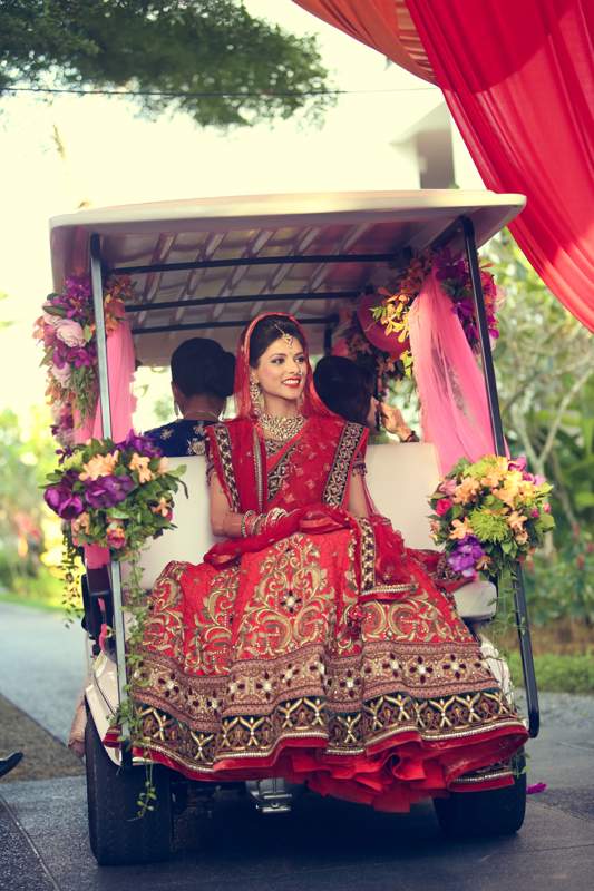 eeventia's tweet photo. #eventia #beautiful #bridalentry  #weddingdress #bridesmaidsdresses #goals #beautiful #bridalinspiration #beinspired #bridalmakeup #perfect #weddingseason #dresses #inspiration #bridalmagazine #whitewedding #yestothedress #weddingplanner #unique #celebritystyle @eventia https://t.co/28A4W8rcLH