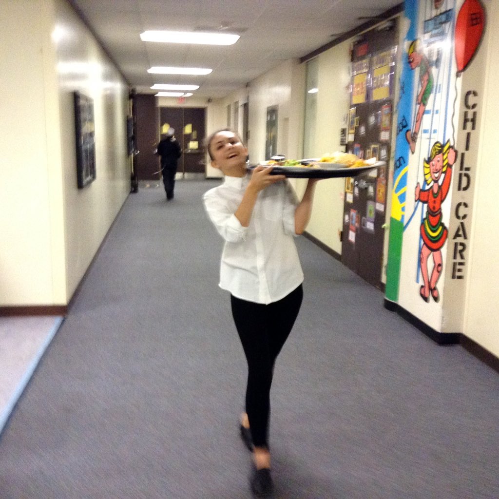 ACCSustainGo's tweet image. Final ACC Off the Pike features salad starters using our aquaponically grown lettuces!  

#APS Green. @Margaretchungcc #APSCareerCenter