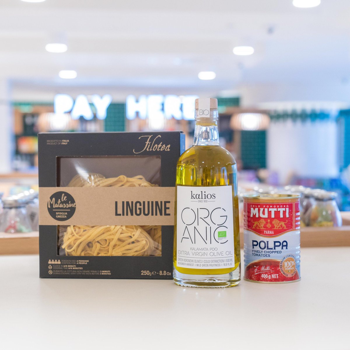 Who's cooking dinner tonight? Prepare the perfect pasta dish with handmade, Italian liguine from <a href="/FiloteaPasta/">Filotea</a> 🍝 Then sauce it up with chopped tomatoes from <a href="/MuttiPomodoro/">Mutti Pomodoro</a> and drizzle some organic, extra virgin olive oil from <a href="/MYKALIOS/">Kalios</a> over the final product to make it silky!