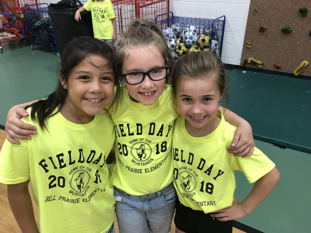 bp_mustangs's tweet photo. Thank you, PTA for providing every Mustang with a Field Day shirt! #shineBP #lookingood #fieldday2018 https://t.co/eZBV5fXWrM