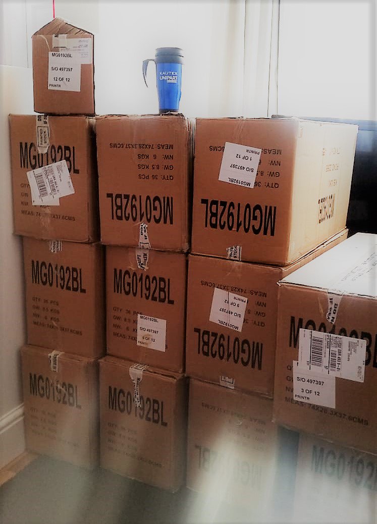 HadynV's tweet image. Feeling a bit boxed in at the office... must be a mug!