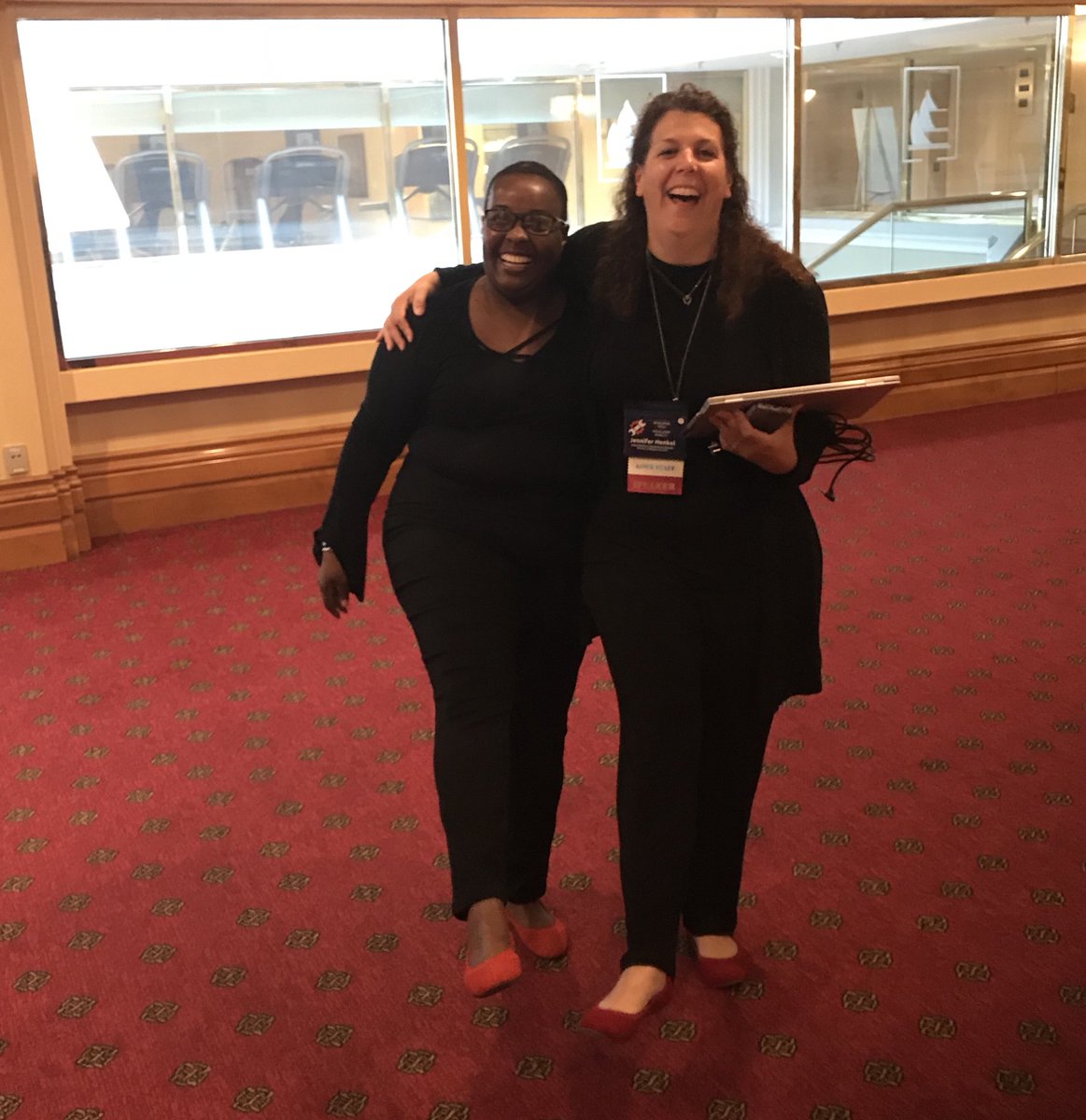 AMCbuchanan's tweet photo. @#swmobility Having fun with my twin at ASWB 2018 Spring Education Meeting. https://t.co/4S0MQVX4HF