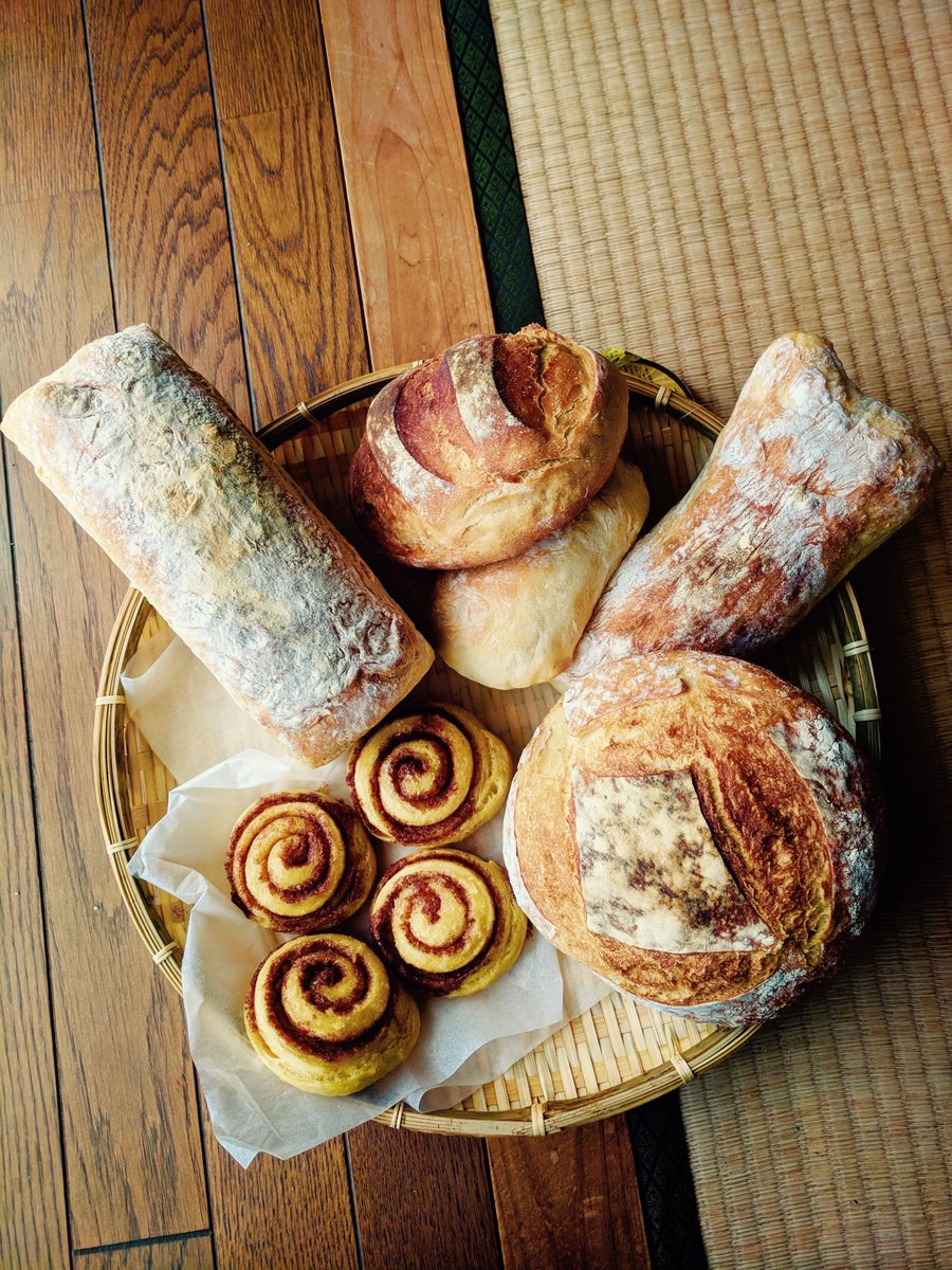パンを 作りました! Testing out baking a few varieties of breads #パン #bread #Japan
