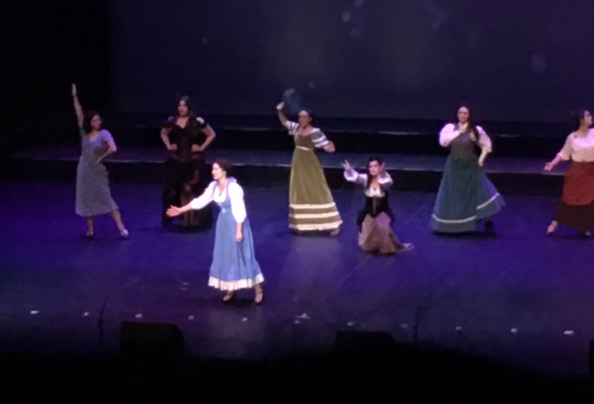 WakelandTheatre's tweet image. We had such a great time watching our amazingly talented @Elizadye perform in the Best Actress Medley last night at the DSMHSMTA show! As always she sounded AMAZING! #fisdfineartsleads @WakelandHS @friscofinearts