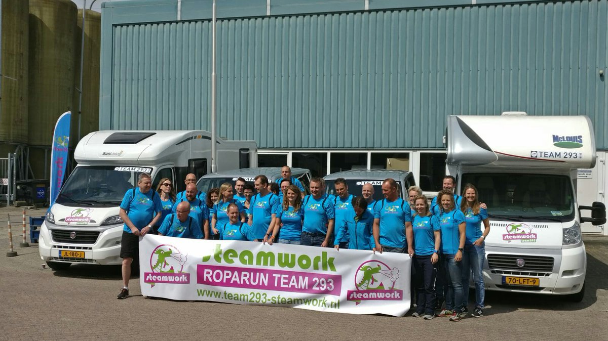 RandolfBroer's tweet photo. En we zijn vertrokken! #roparun #parijs Here we come! #team293 #running #kanker #fietsen @293_steamwork @Stg_Roparun https://t.co/7HdC1RkVRs