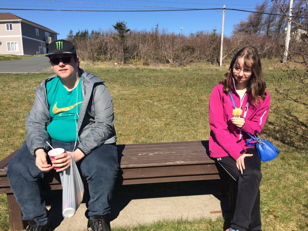 kampbell66's tweet image. @TATwolves @NLESDCA Beautiful day to take Math 9 outside #reallifemath #math9 #mathinaction