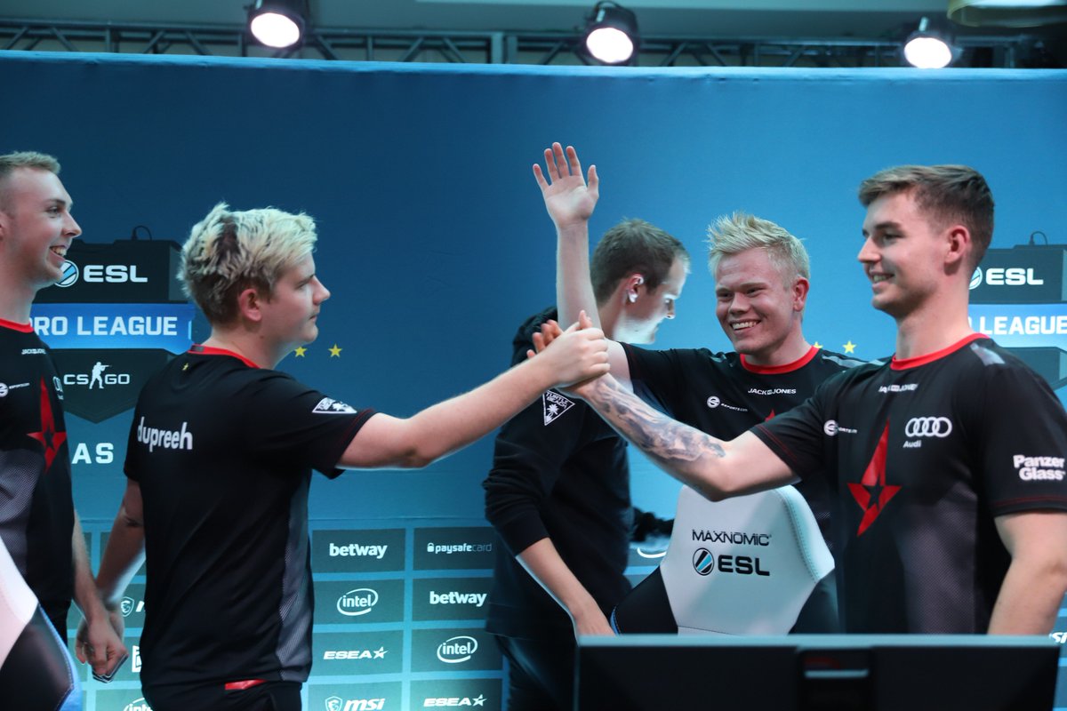 AstralisCS's tweet photo. Fourth semifinal in a row 😎

@EsportsDotCom have created an overview of all you need to know about the #ESLProLeague playoffs: https://t.co/tID8yaVUWb

#ToTheStars ✨🇺🇸 https://t.co/jQJslCG6Ye