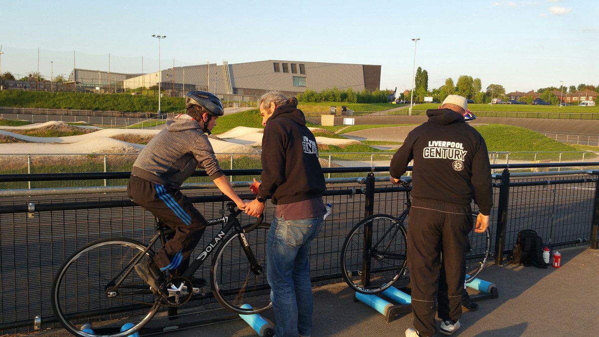 MerPolHuyton's tweet image. Year 8 pupils from the Prescot School with taking part in their first track session with @LCRC1916 and @BritishCycling . Thank you @JGreenopTrust1 #structuredtime #inpsiringfutures