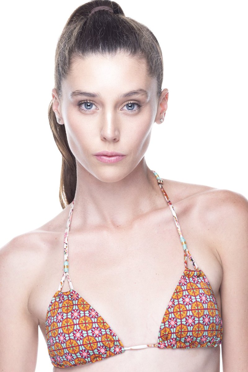 MiamiPhotoColl's tweet image. Another image of Maggie from @nicoleshelleym photographed during my beauty and portrait lighting workshop at my studio in @ArtHood56. #Beauty #Portrait #Studio #lighting