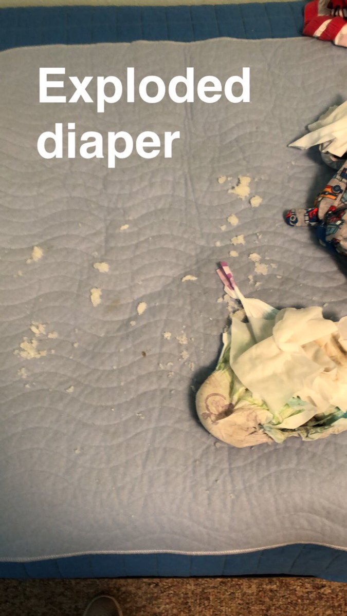 emiiiillyann's tweet photo. Apparently you can’t use @Luvs at night because the diaper will EXPLODE, AND YOUR CHILD NEEDS A 7AM BATH https://t.co/eHPaPUFUOf