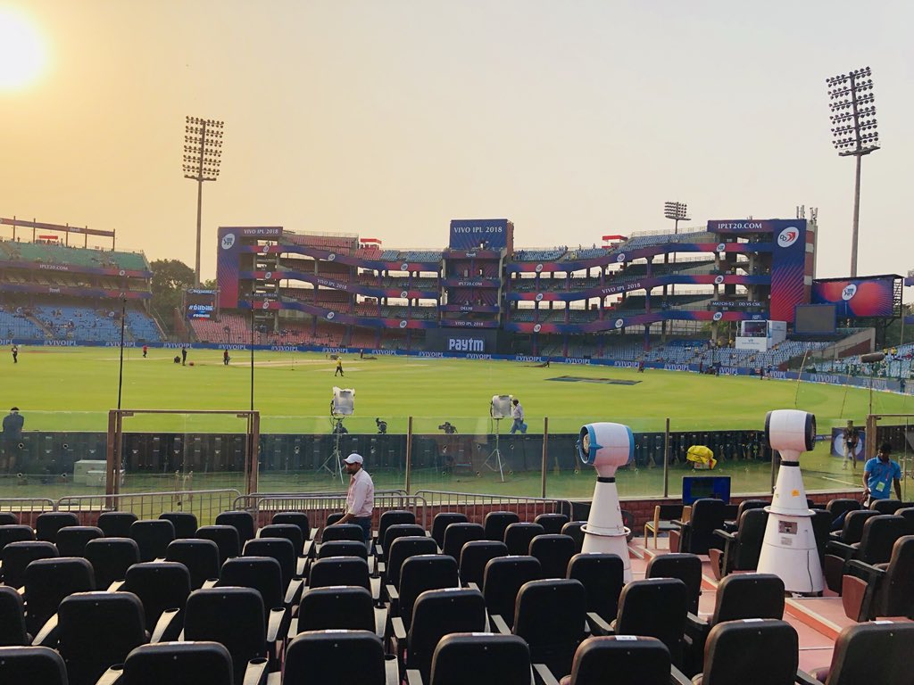 gpmaher124's tweet photo. Delhi Daredevils V Chennai Super Kings #jumpedthegun #DilDilli #Dhadkega https://t.co/DvaicvZcZM