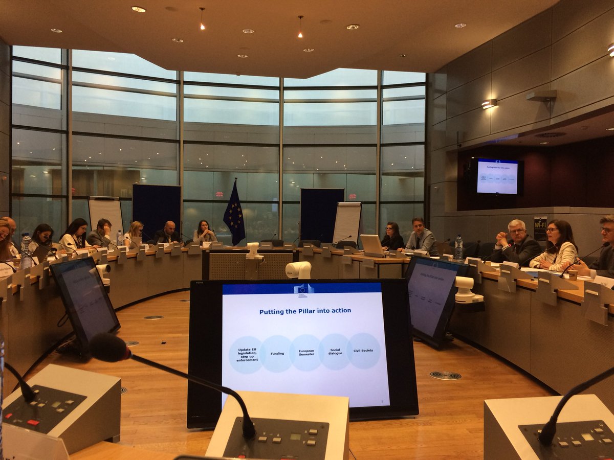 lizgosme's tweet photo. After #ACIG2018, today @COFACE_EU is working with the #SDGplatform to establish how the #SDGs can support the implementation of the #socialrights pillar. Obvious cross-cutting priorities: #genderequality & mainstreaming #disabilityrights https://t.co/hpKYcDn9Oi
