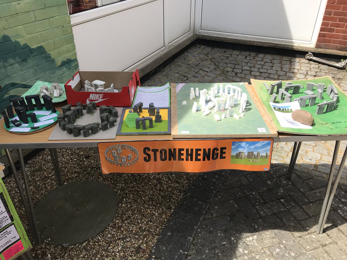 wallacefieldsjs's tweet image. Stonehenge exhibits out on display for Y3 assembly today - they’re amazing!