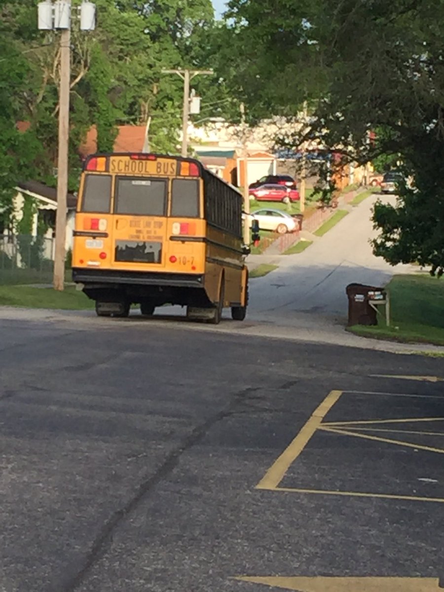HermitageSchool's tweet photo. Good luck to our Track &amp; Field athletes! They left this morning for the State Championship in Jefferson City. #runfast #jumphigh #throwfar #HornetNation #getState https://t.co/1G6fGdA17d