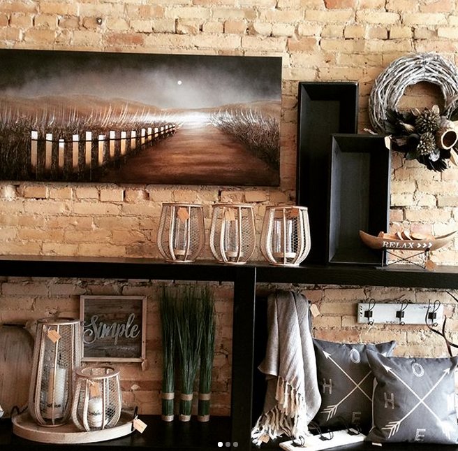 ExeterBIA's tweet photo. Inner Urban has all your home décor needs covered – be sure to check out them out on Friday, May 25 during LADIES NIGHT OUT! 🛍️ #LadiesNightExeter #shoplocal #experienceexeter #exeterontario https://t.co/RD5DJOICdv