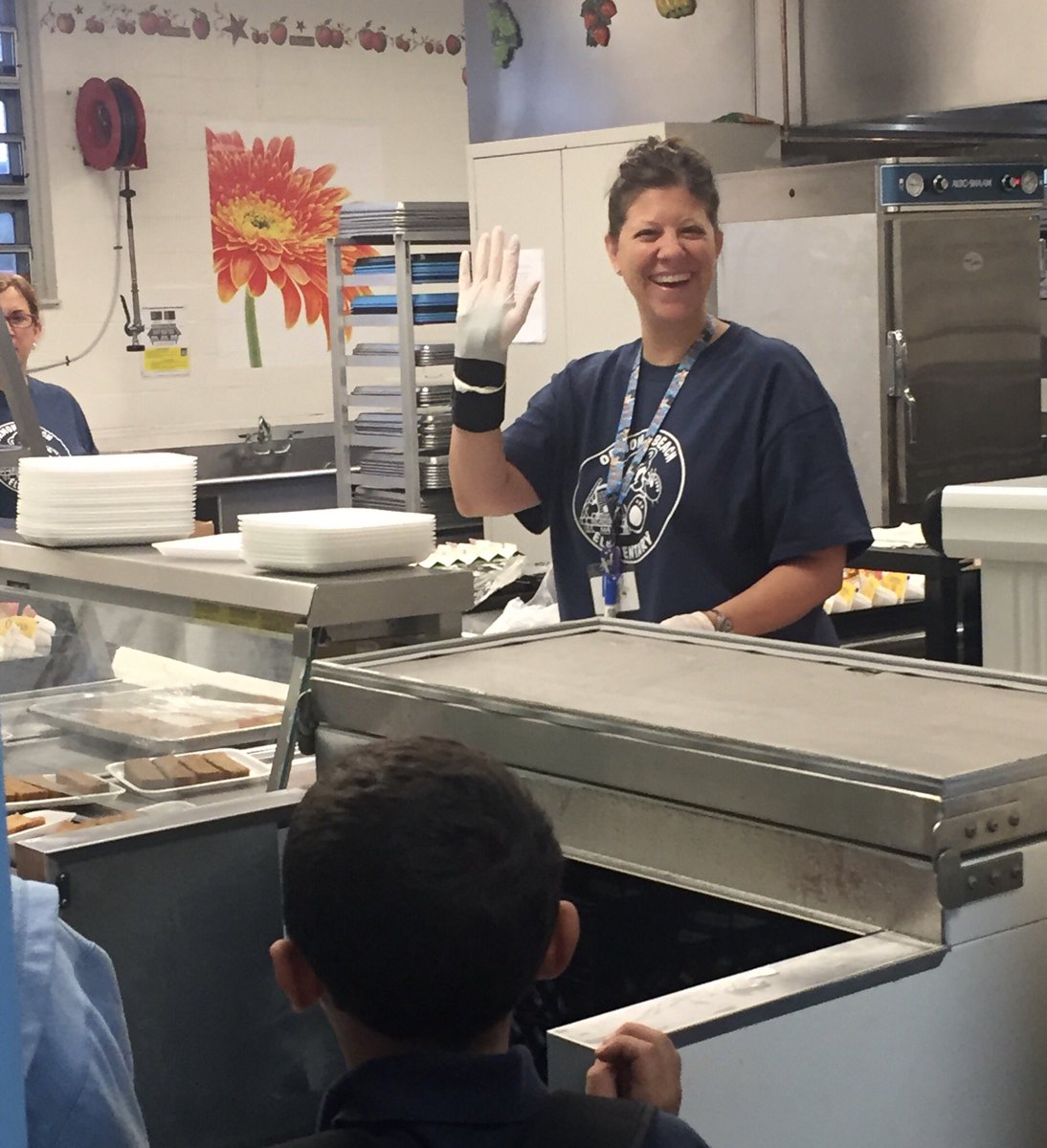 nsdiehl1023's tweet photo. Itβs a great Friday when @EduCallie gets to serve up breakfast in the cafe! #TeamOBE #OBEistheplacetOBE #WhateverItTakes https://t.co/L161OVXN7j