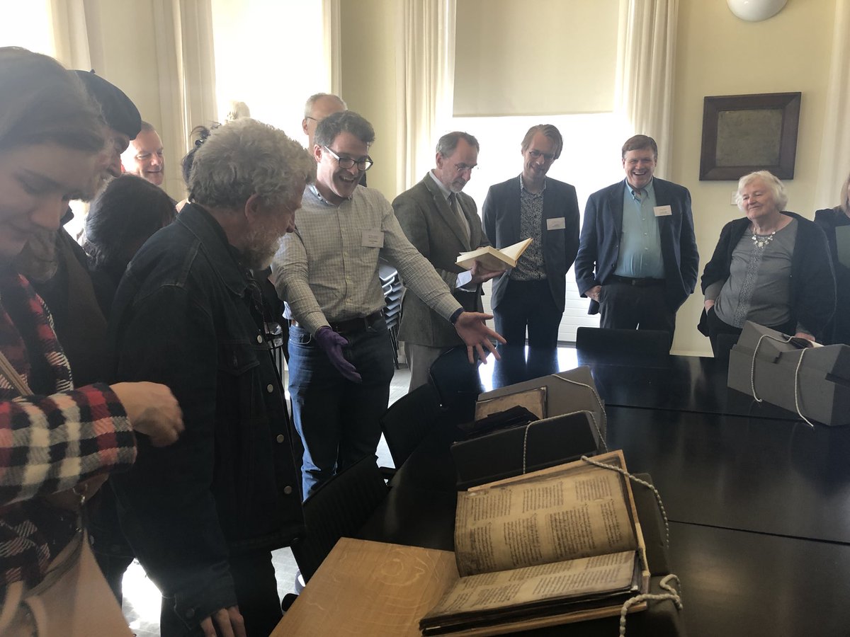 IrishMSSofTCD's tweet photo. Mícheál Hoyne with the Seifín Duanaire, the manuscript only an editor could love. #irishmssoftcd https://t.co/Py2Iqy75Ib