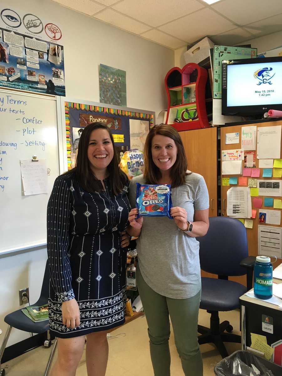 danielsonM4's tweet photo. Endorsed by the teachers #oreo @Oreo #marketplyler https://t.co/pQN4MAZWhx
