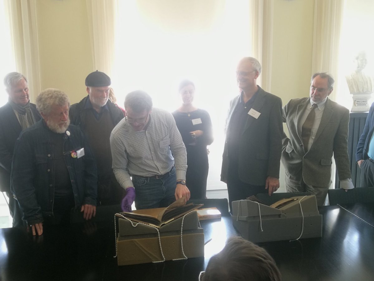 ChantalKobel's tweet photo. Mícheál Hoyne talking about the Seifín Duanaire and the Annals of Ulster #irishmssoftcd https://t.co/oAPyLFKE2u