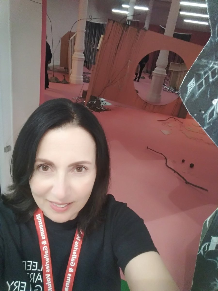 BigBookend's tweet photo. Last weekend for the Anne Hardy installation @LeedsArtGallery Come and do some Falling and Walking #LAGLiveGuide #Leeds https://t.co/aUP4o2wr7j