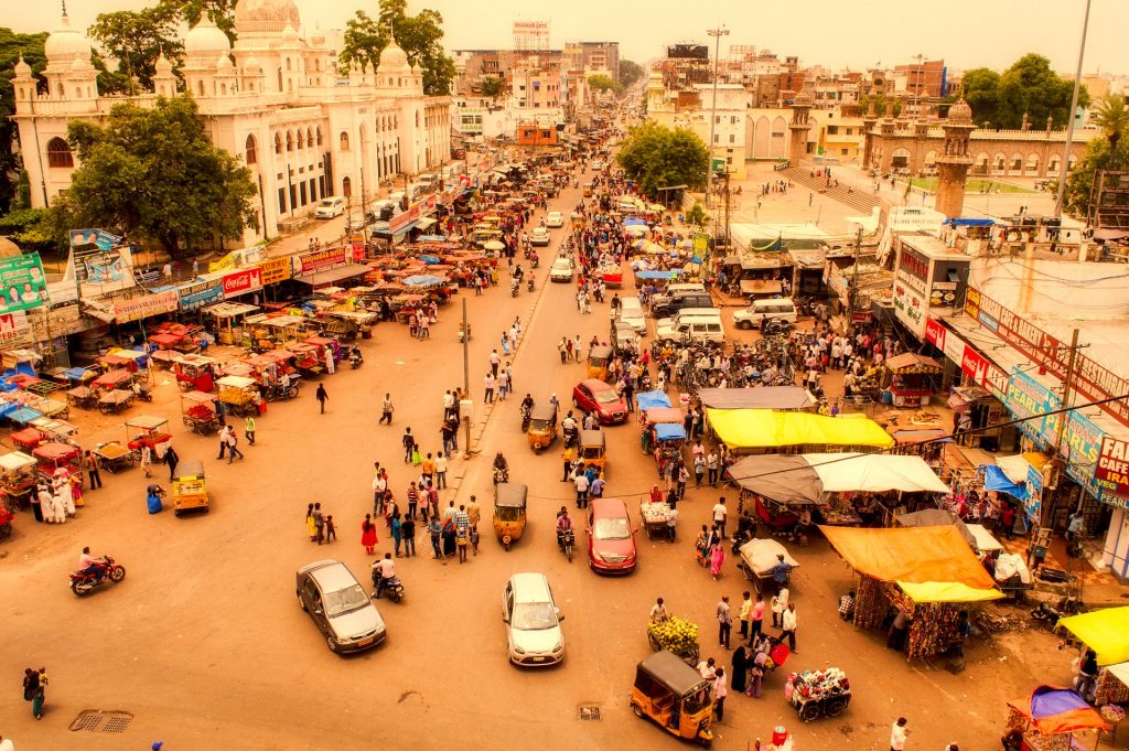 blockchainers's tweet photo. #blockchain News: Leading Indian Banks Form #blockchain Trade Network with #infosys https://t.co/Bbz8MD5yCm @blockchainers #anilagarwal #axisbank #blockchain #edgevervesystems #finacletradeconnect https://t.co/liFj4b1sRc
