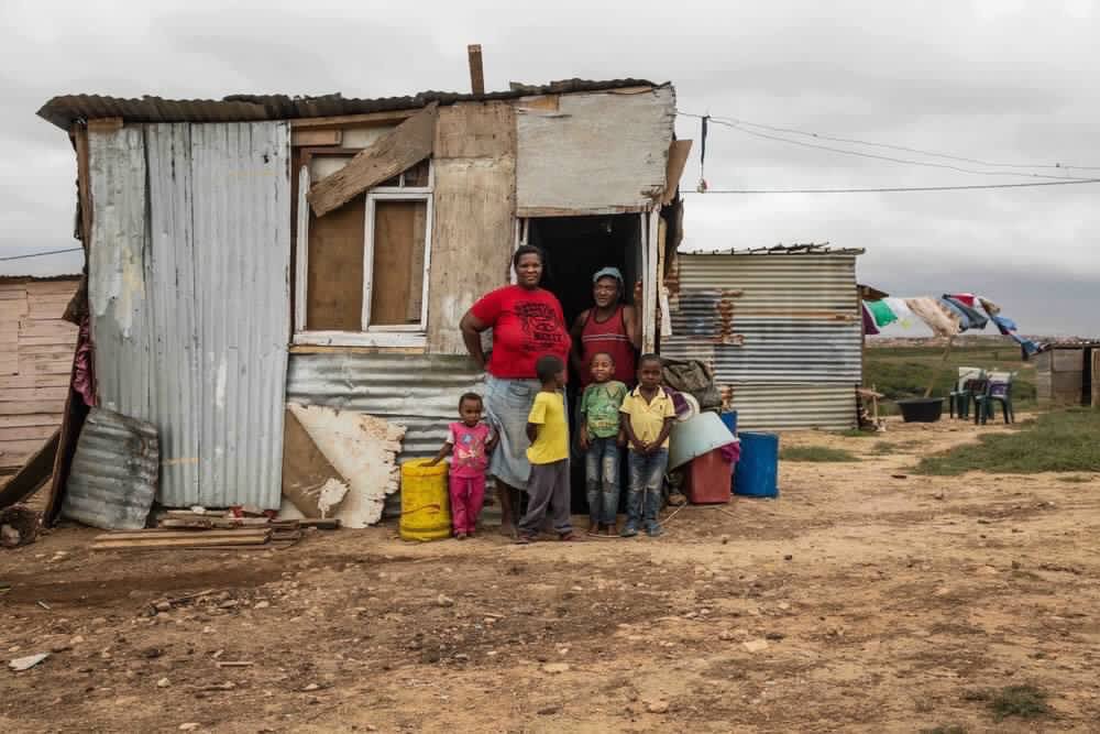 judzlicious's tweet photo. U CAN NOT CLAIM TO BE A PRODUCT OF THE MASSES WHEN YOU ARE SO OUT OF TOUCH WITH REALITY OF THE MASSES. OUR PEOPLE NEED TOTAL LIBERATION. OUR PEOPLE DIED FOR THIS BLACK CHILD THE STRUGGLE CONTINUES AMANDLA ASEMASEBENI SIZOYINQOBA LEMPI @NoliNtshiza @LuthoZA ✊✊ https://t.co/DeGakO3Bdq