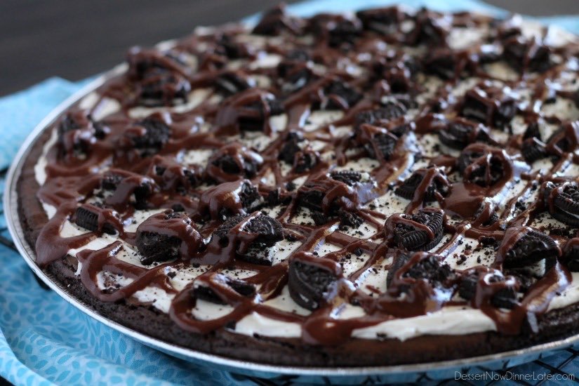 Ryansmith1226's tweet photo. Happy #NationalPizzaPartyDay, #Oreo Fudge Brownie Pizza #MarketPlyler https://t.co/aaixQJbg9n
