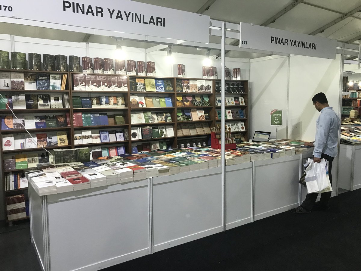 Sultanahmet Kitap Fuarı’nda 170-171 nolu standımıza siz okurları davet ediyoruz.