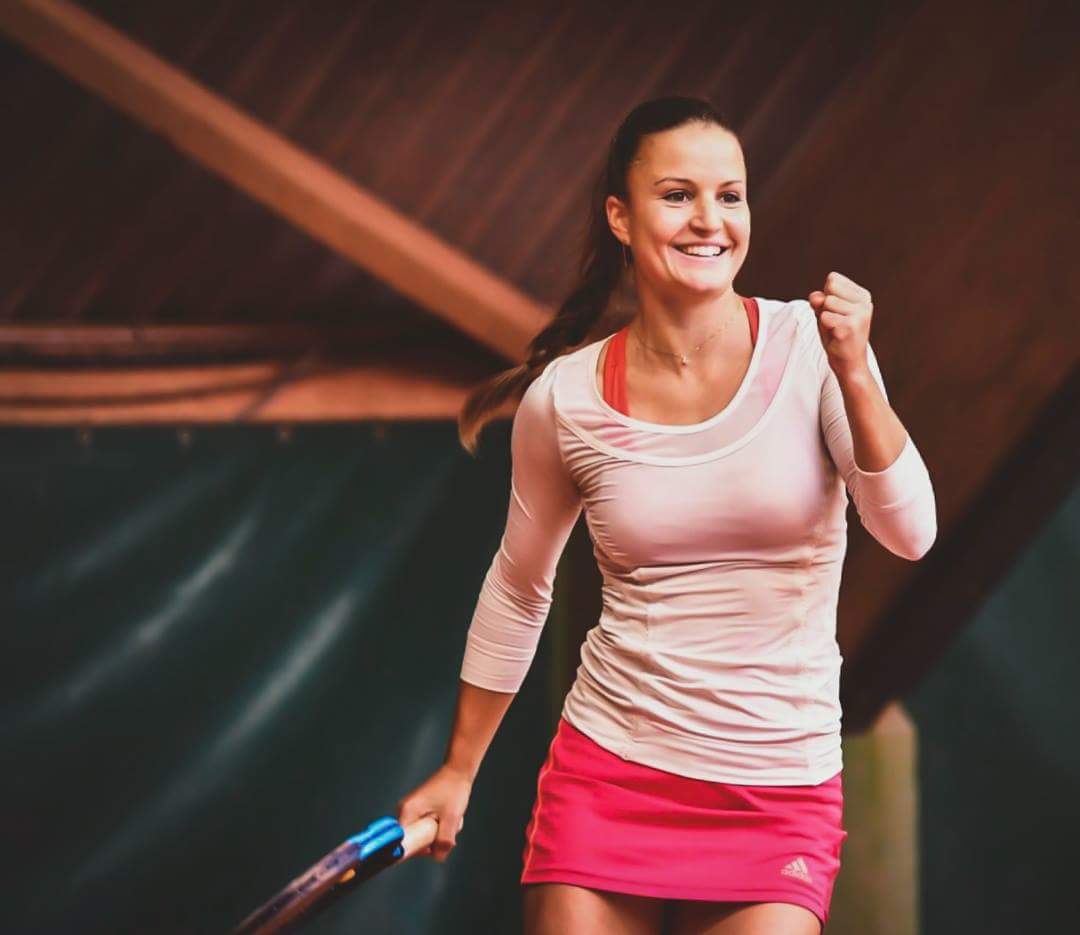Jeu_Set_EtMatch's tweet photo. [Qualifs @WTA_Strasbourg]

Tereza #Mrdeza (n°220) 🇭🇷 bat Marine #Partaud (n°408) 🇫🇷 6-3, 6-3

Ganna #Poznikhirenko (n°267) 🇺🇦 bat Wallis #Vitis 🇫🇷 6-3, 6-2

Luksika #Kumkhum (n°96) 🇹🇭 bat Joanna #Tomera 🇫🇷 6-2, 6-1

#IS18 #WTAStrasbourg #WTA https://t.co/qa8M6oJbhc