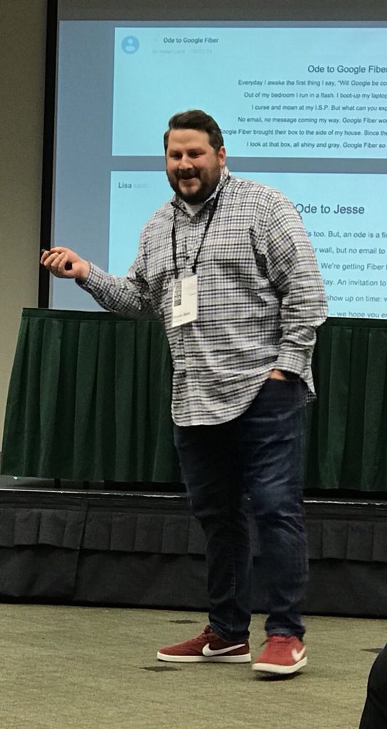 Great presentation <a href="/devinbaer/">Devin Baer</a> “When trust accelerates so will your business.” #uvujuggernaut