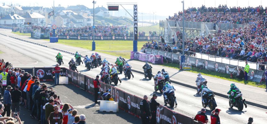 TSportsShop's tweet photo. 📣If the North West 200 isn't your thing, pop down to T Sports and enjoy 25% off absolutely everything in store ALL weekend! 🛵 Portstewart road open as usual 🚦Shop open all weekend until 8pm! Dogs are welcome 🐶 https://t.co/Qtz8jczouR